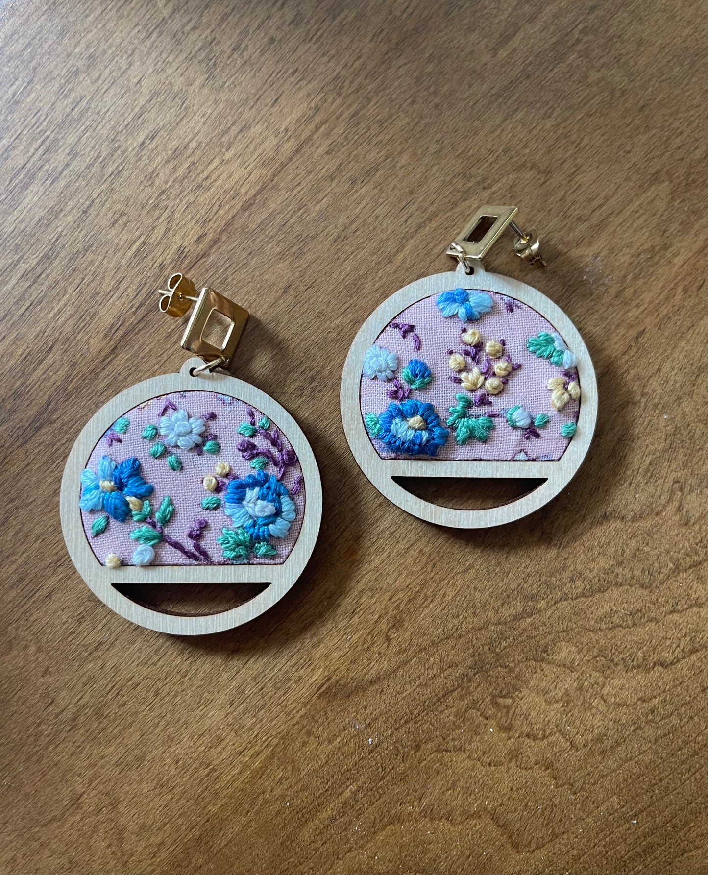 The Eliza | Petite Floral Dangle Earrings