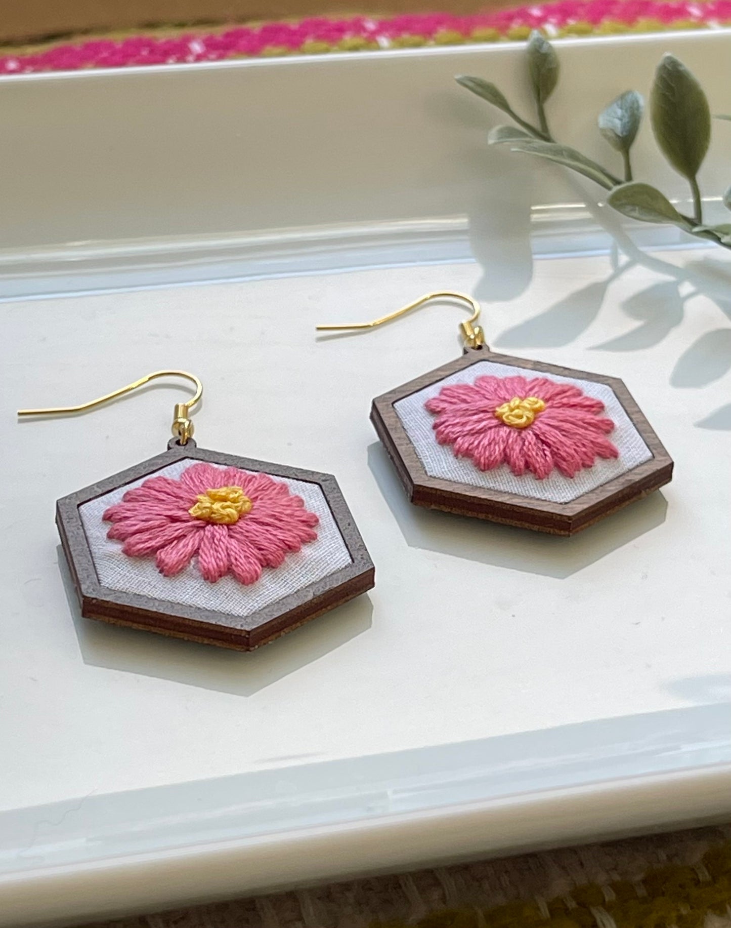 The Jenny | Daisy Dangle Earrings