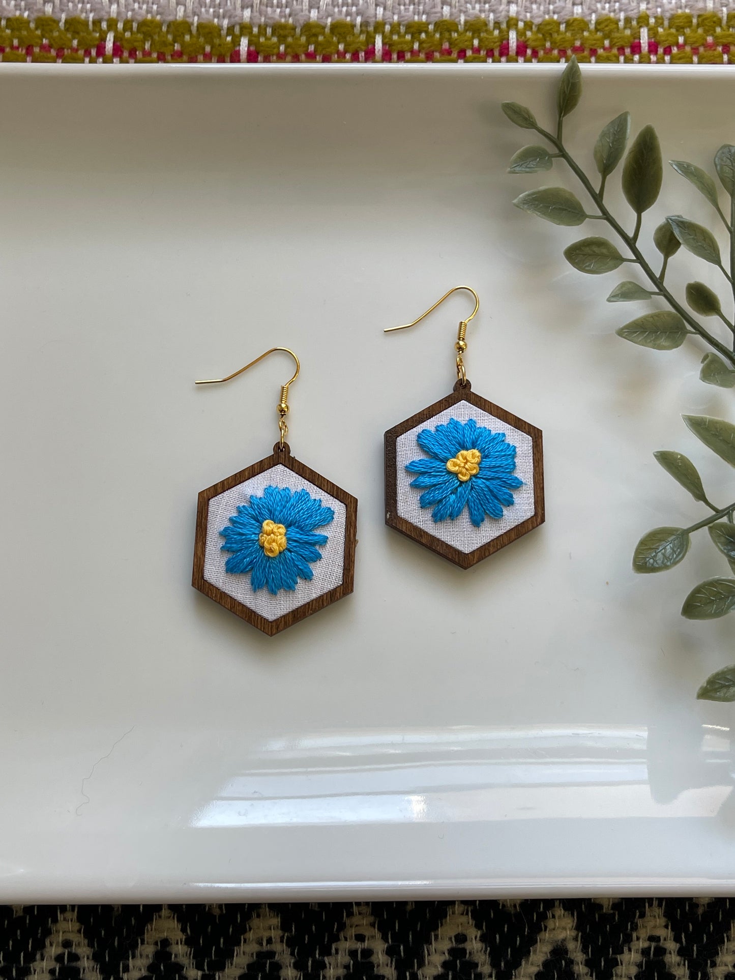The Jenny | Daisy Dangle Earrings