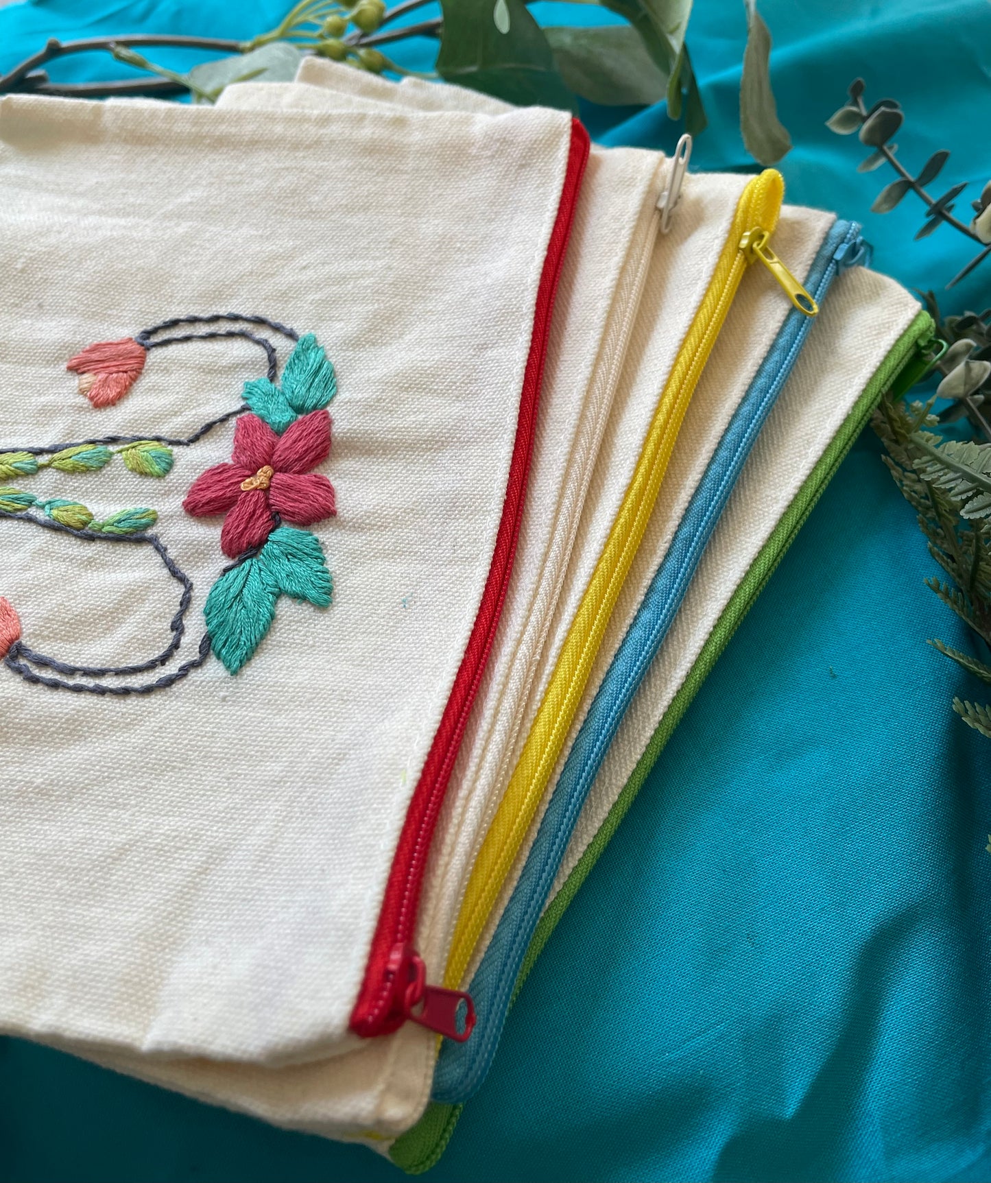 Blooming Uterus | Embroidered Canvas Zipper Pouch