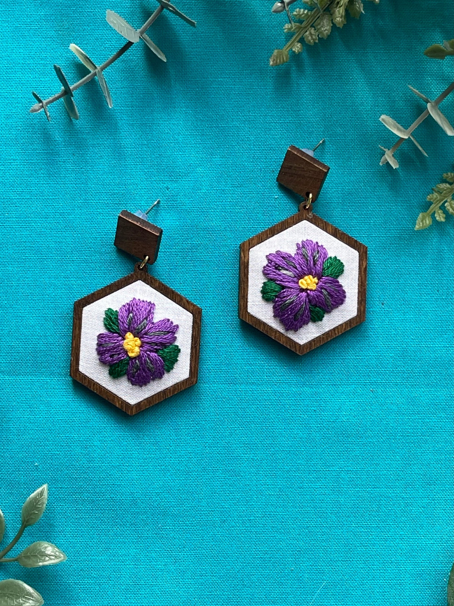 The Ellie | Violet Dangle Earrings (February)