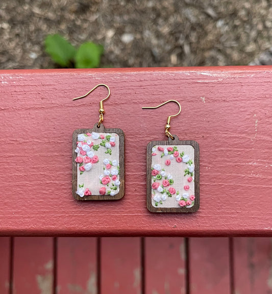 The Catheryn | Pink Micro Floral Dangles