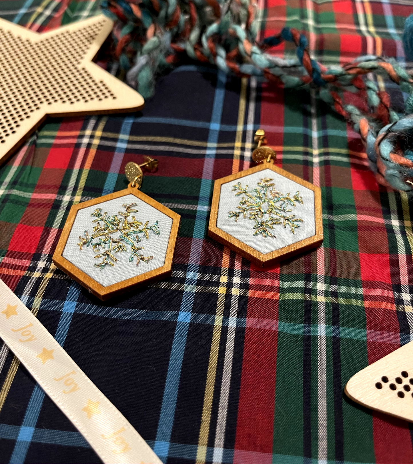 The Sarah | Snowflake Dangle Earrings