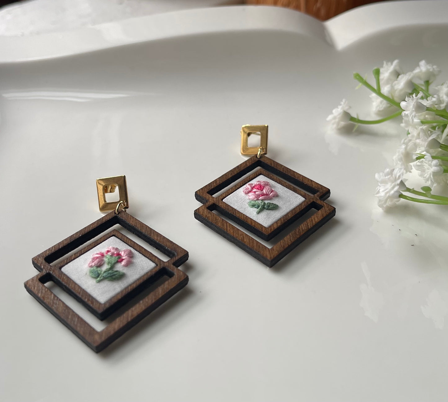The Blanca | Petite Pink Flower Dangles