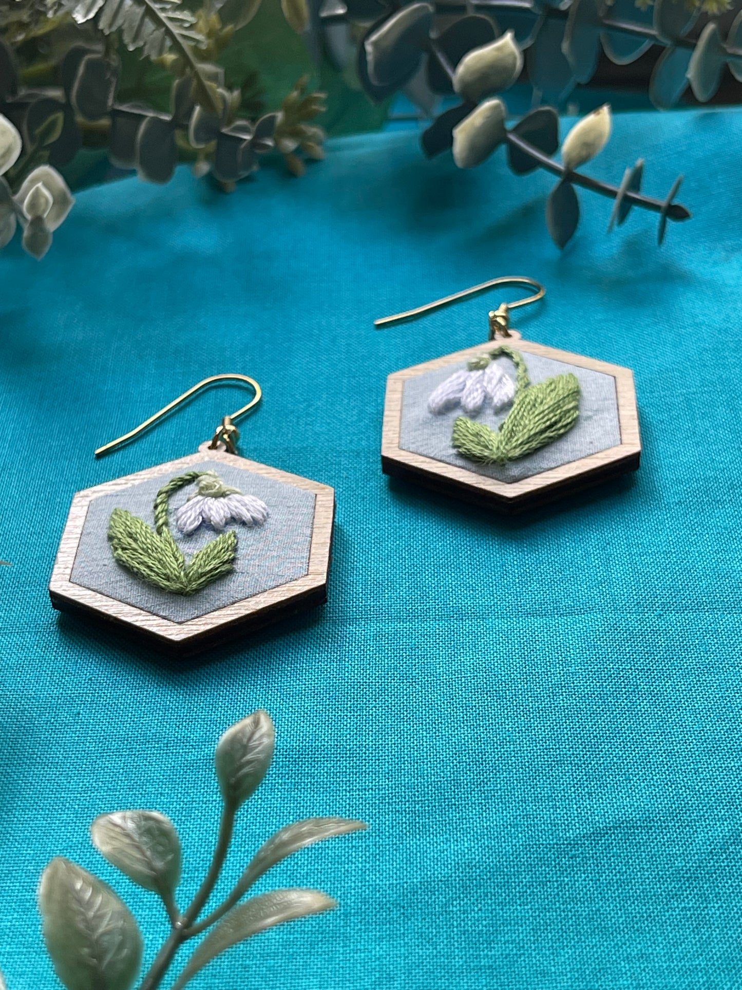 The Carrie | Snowdrop Dangle Earrings (January)