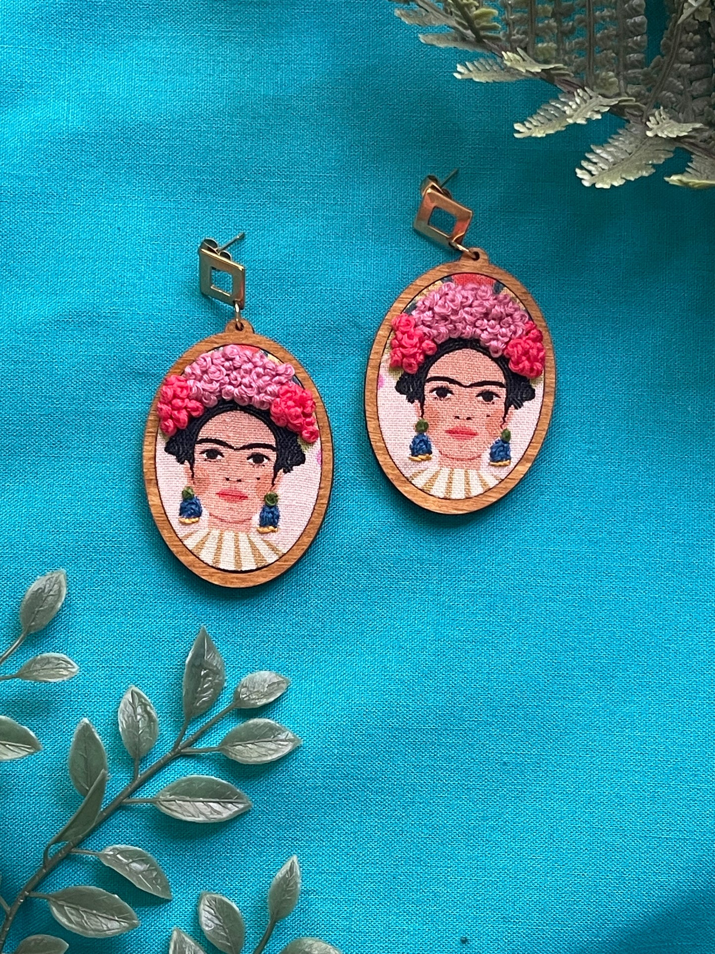 The Frida | Oval Dangle Earrings