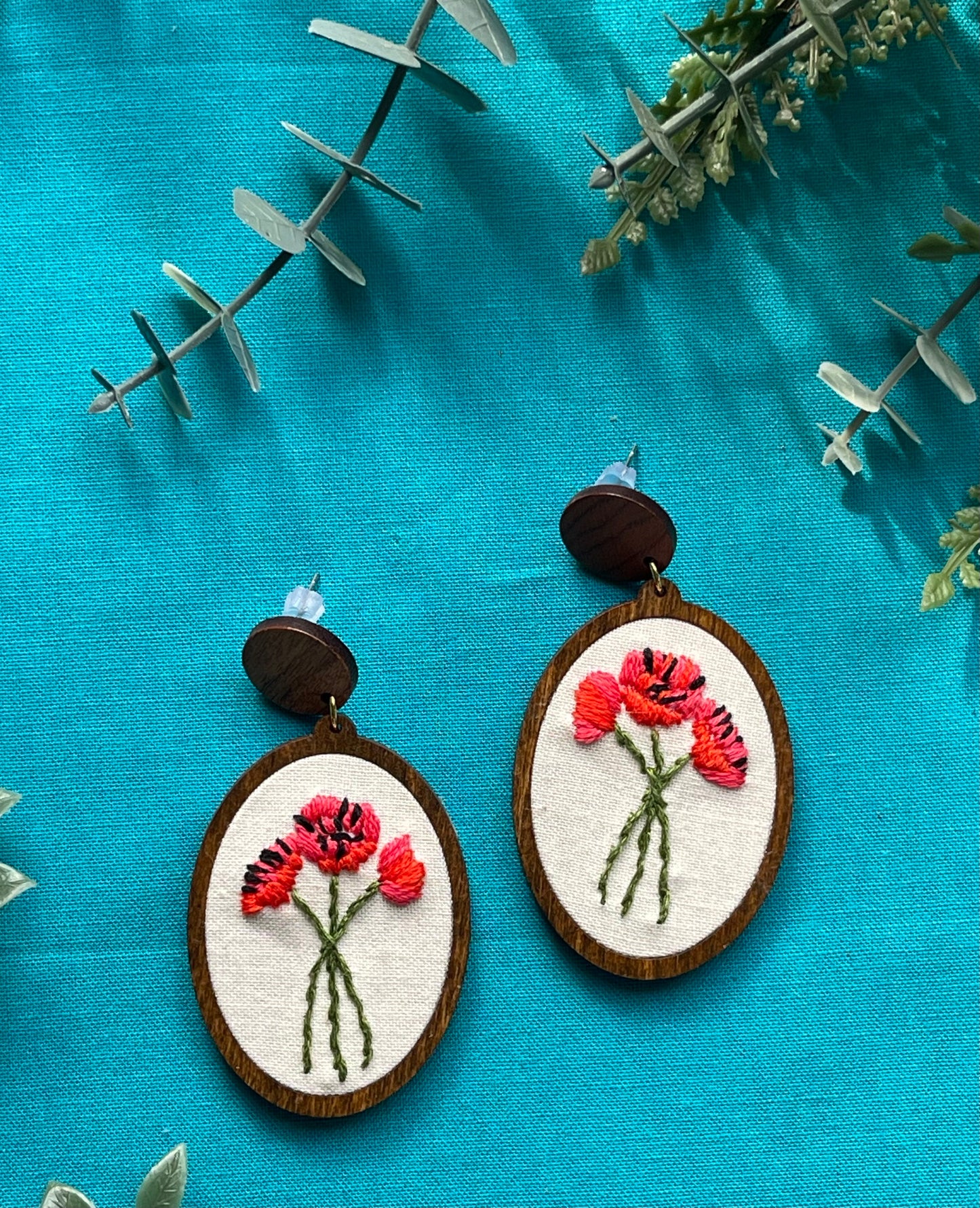 The Mia | Poppy Dangle Earrings (August)